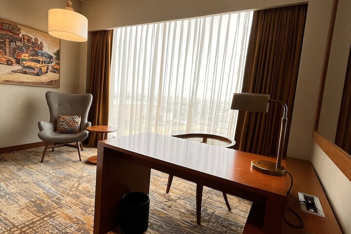 Room 10 of 30
