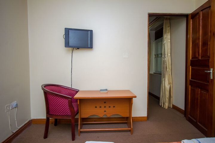 Room 22 of 72