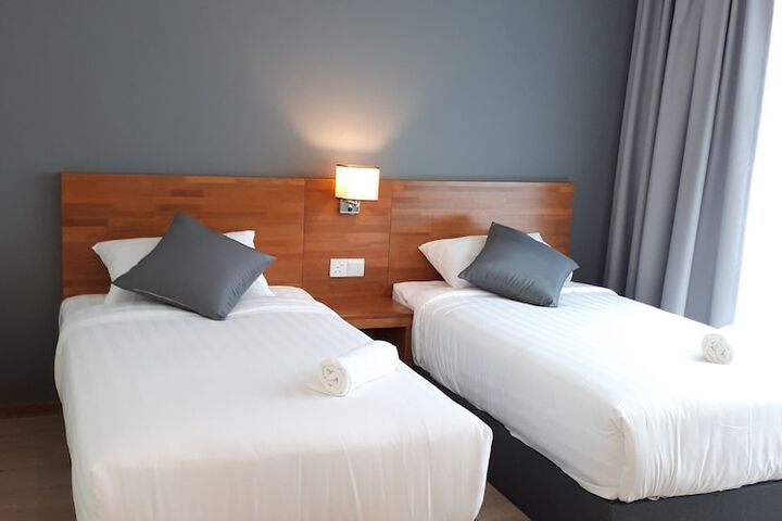 Room 15 of 41