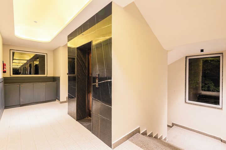 Hotel Interior 113 of 161