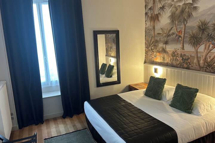 Room 19 of 44