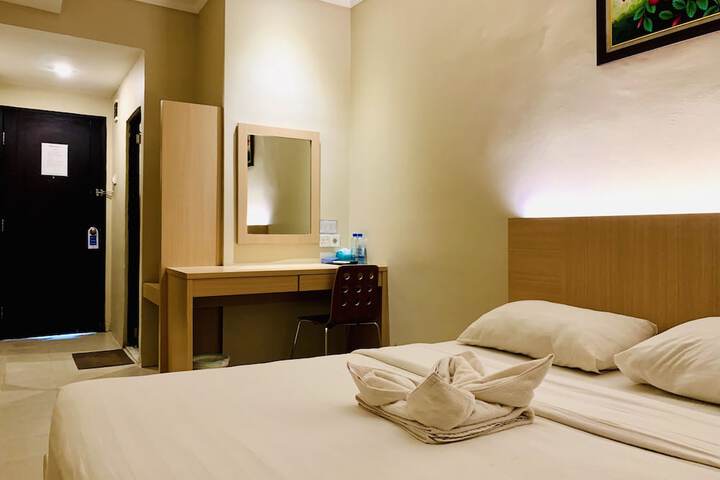 Room 15 of 46