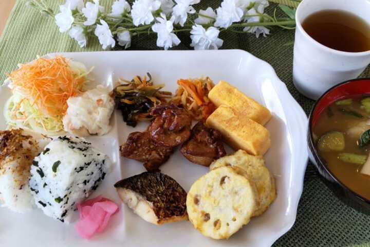 Breakfast meal