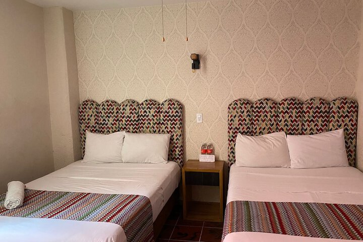 Room 9 of 26