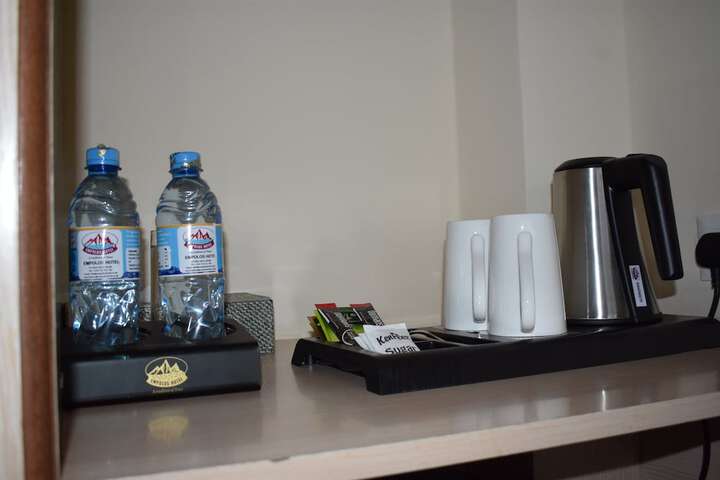 Breakfast/Coffee Service 21 of 51
