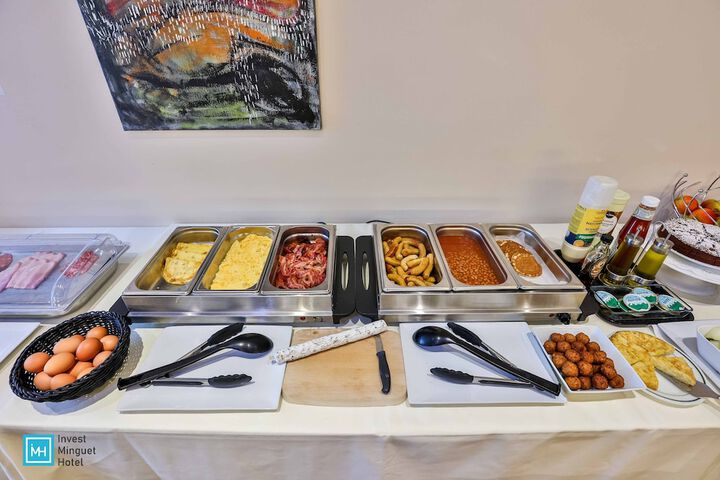 Dining 50 of 74