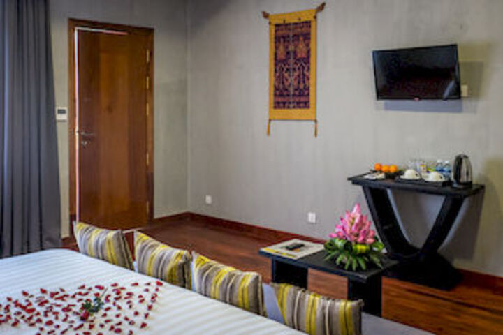 Room 44 of 95
