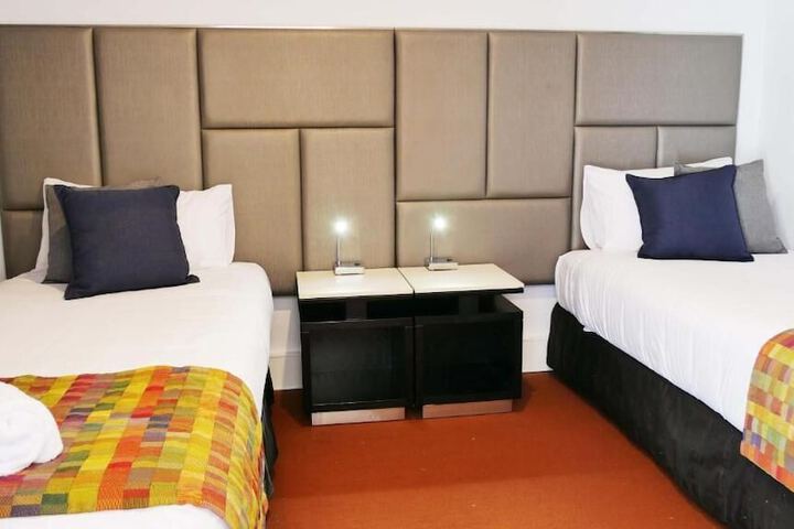 Room 28 of 37