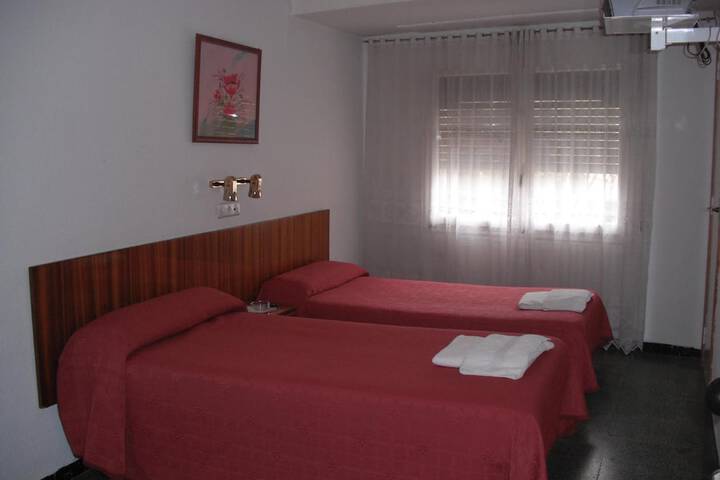 Room 16 of 46