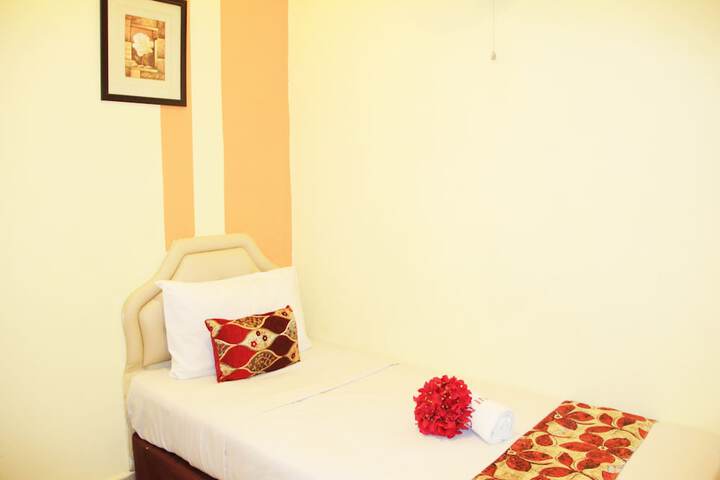 Room 6 of 45