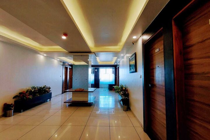 Room 8 of 21