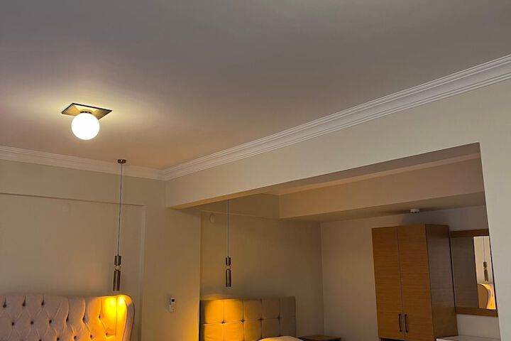 Room 6 of 58