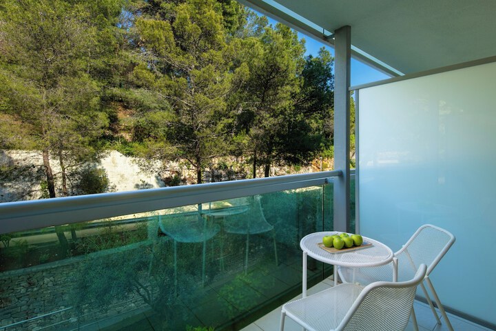Terrace/Patio 22 of 70