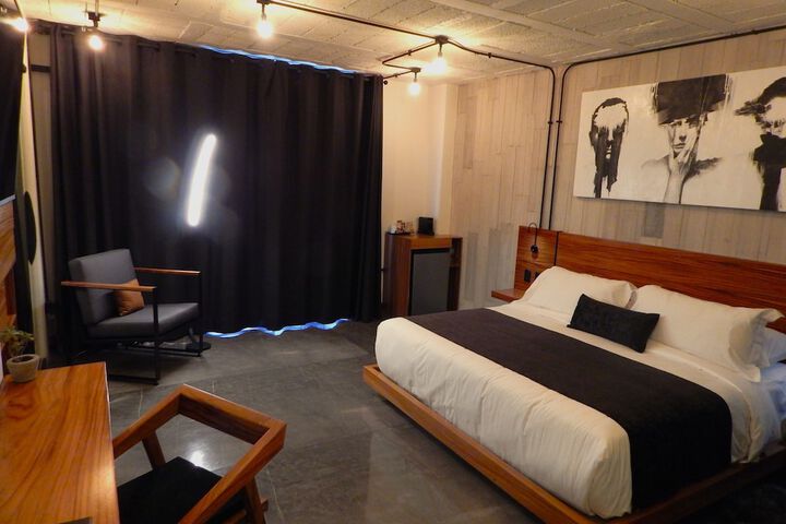 Room 26 of 51