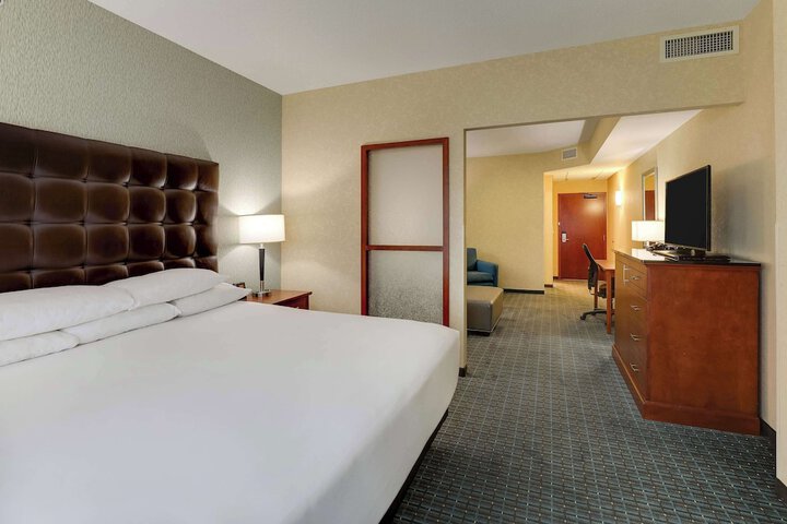 Room 21 of 77
