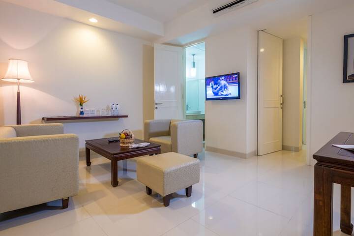 Room 9 of 24