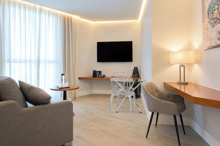 Room 26 of 67