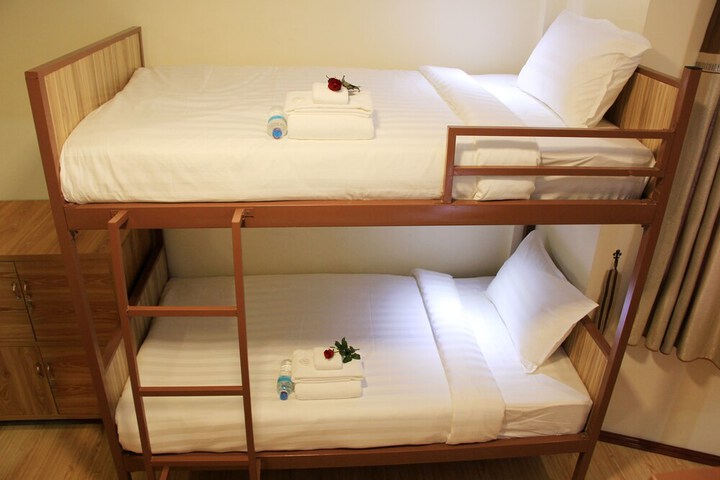 Room 8 of 26