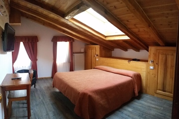 Room 31 of 63