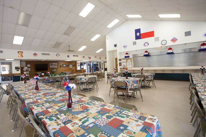 Ballroom/Hall 16 of 17