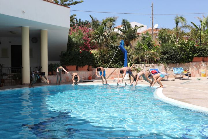 Pool 42 of 63