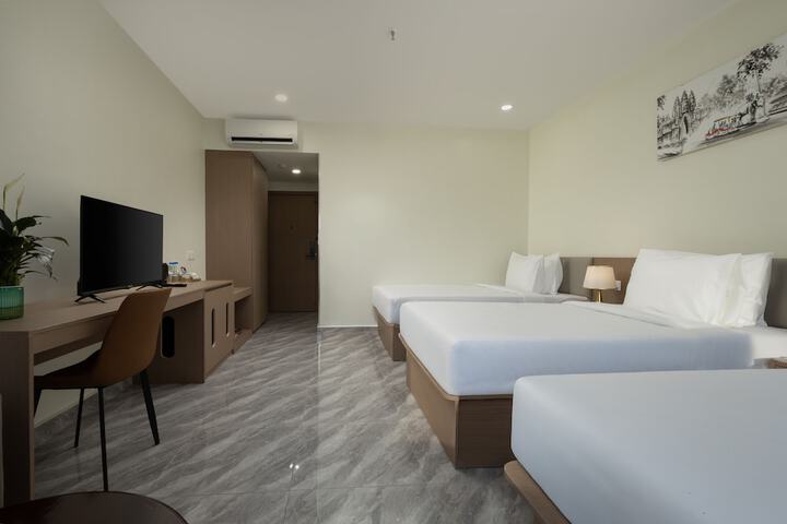 Room 21 of 39