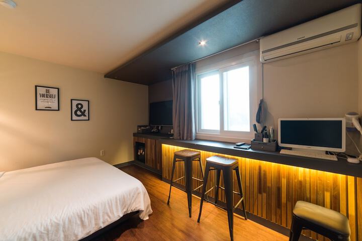 Room 17 of 62