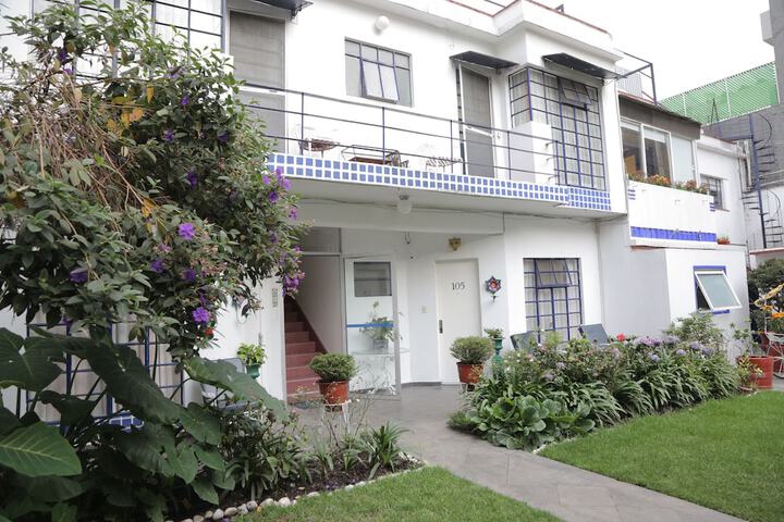Hotel Exterior 75 of 86