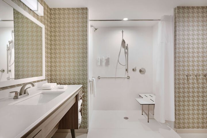 Bathroom shower