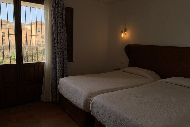 Room 26 of 74