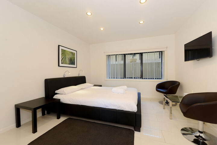 Room 13 of 71