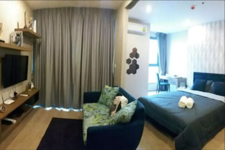 Room 10 of 24