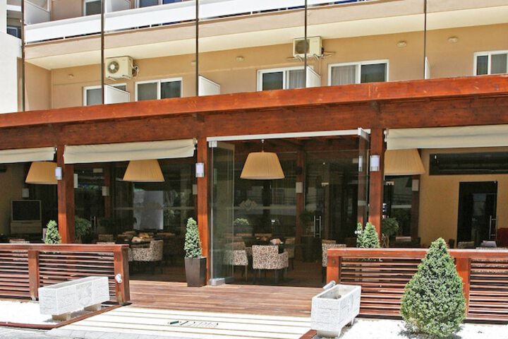 Hotel 55 of 59