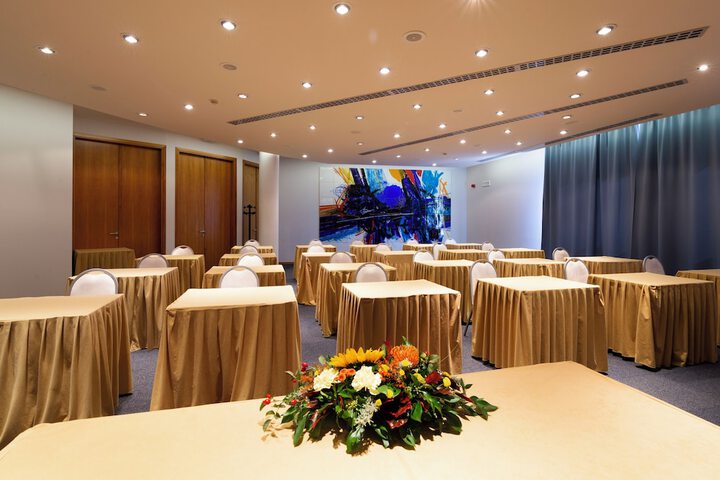 Meeting 44 of 52