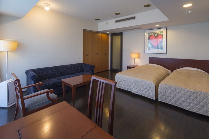 Room 20 of 43