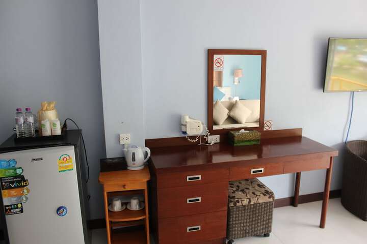 Room 23 of 63