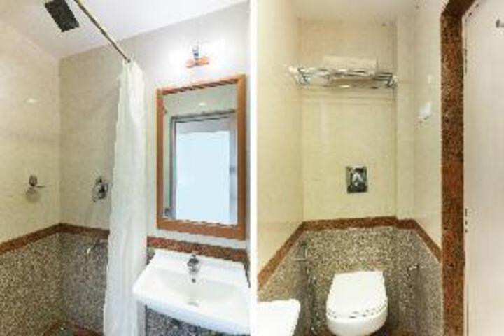 Collection O 67653 Bkr Grand Hotel