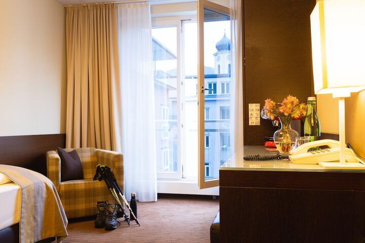 Room 22 of 82