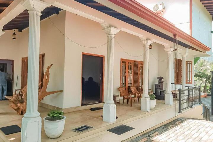 New White House Ratnapura