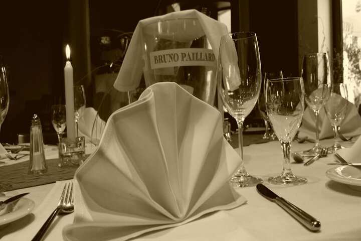 Dining 28 of 67