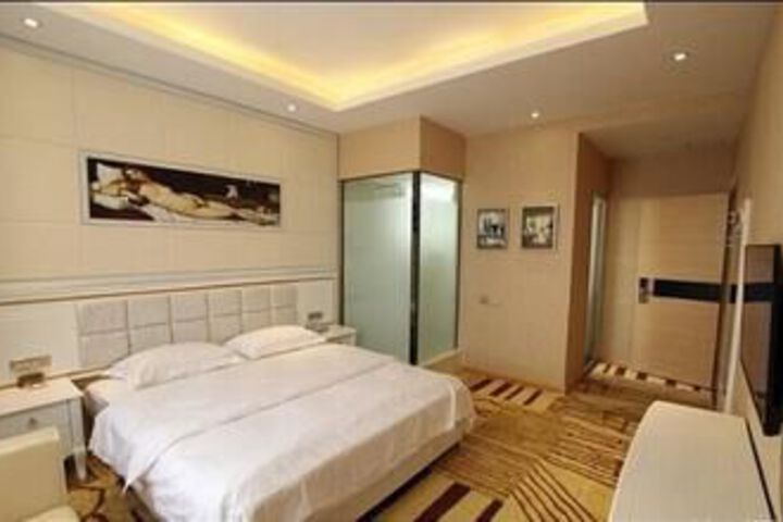 Room 18 of 83
