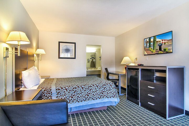 Basic Single Double Bed (7 of 12)