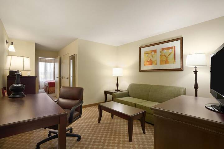 Room 15 of 42