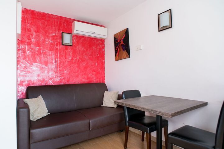 Room 45 of 78