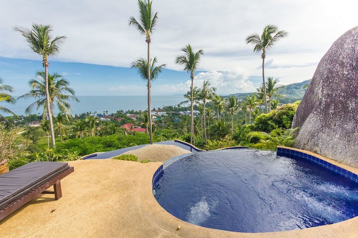 Pool Hotel
