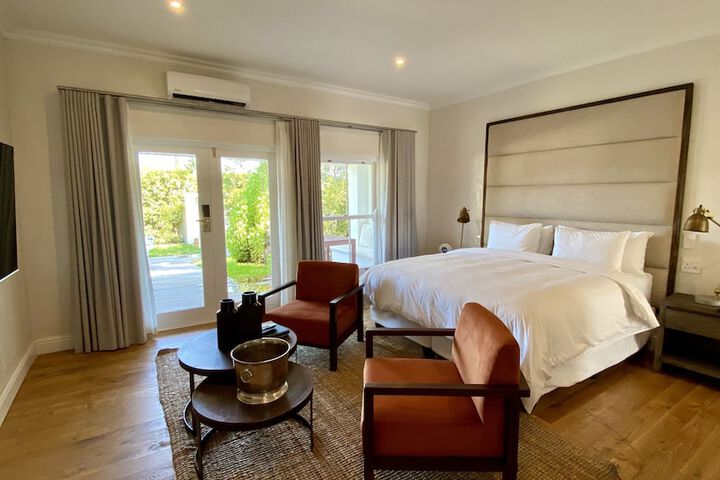 Room 6 of 46