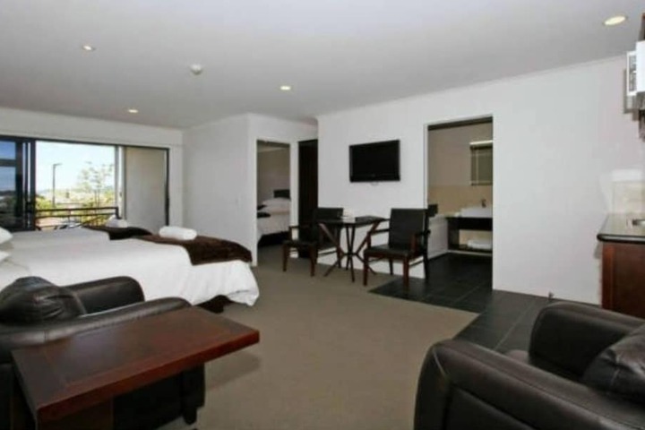 Room 4 of 58