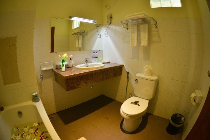 Room 30 of 50