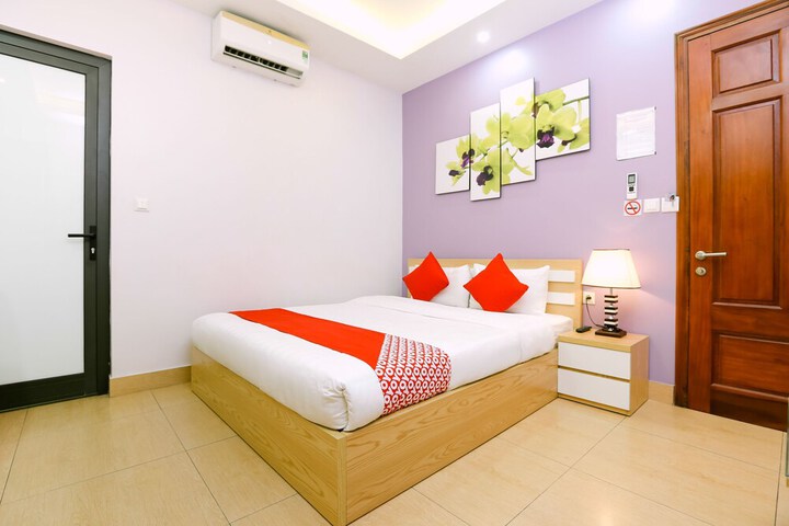 Room 6 of 30