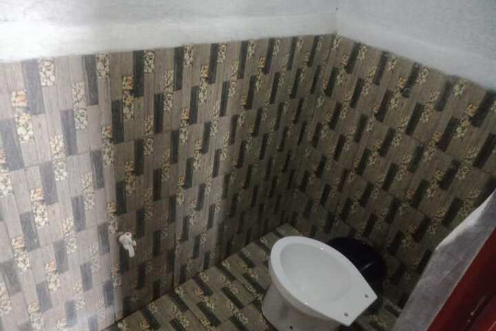 Room 17 of 24